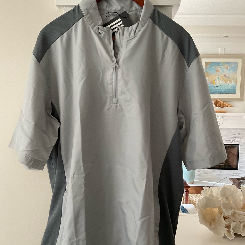 NWT adidas 1/4 zip half sleeve golf windbreaker